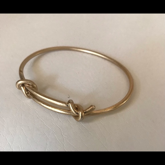 Double knotted vintage bangle bracelet - Picture 6 of 10